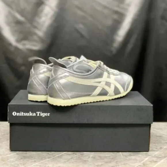 Asics Onitsuka Tiger Mexico 66 Slip-On Silver Sneakers
