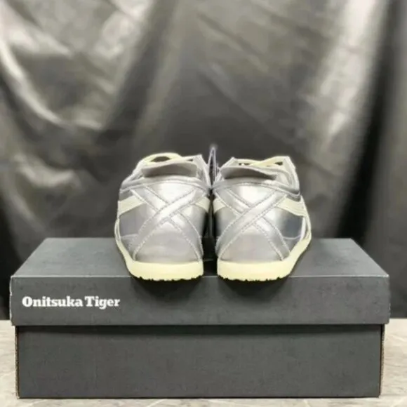 Asics Onitsuka Tiger Mexico 66 Slip-On Silver Sneakers