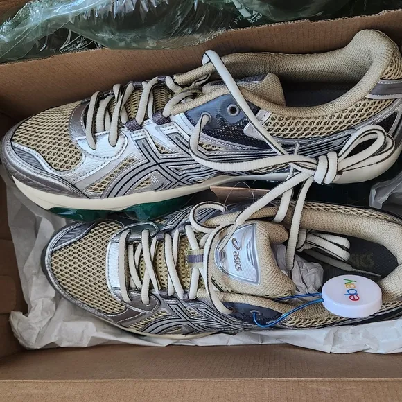 ASICS Quantum Kinetics Oatmeal