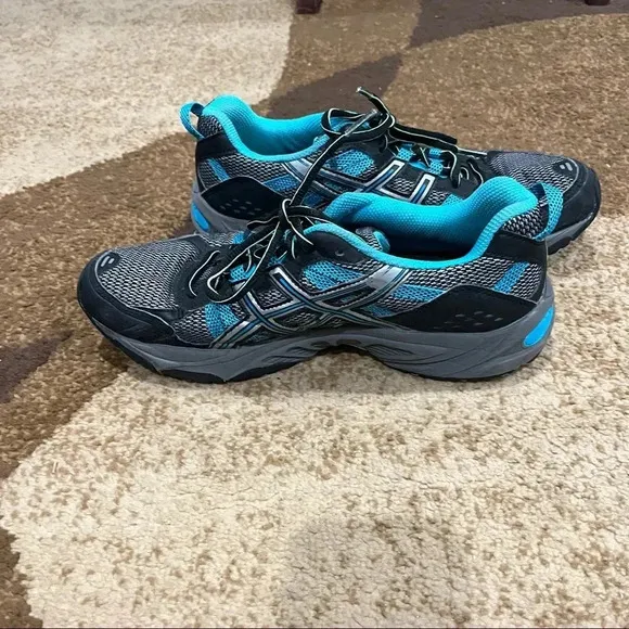ASICS sneakers ( womens)