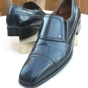 A.Testoni flagship Men's dress shoes  Size 10