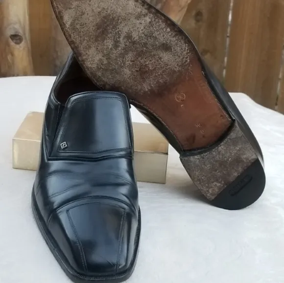 A.Testoni flagship Men's dress shoes  Size 10