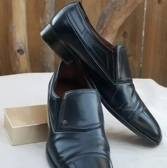 A.Testoni flagship Men's dress shoes  Size 10