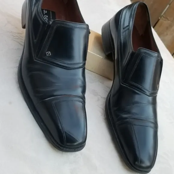 A.Testoni flagship Men's dress shoes  Size 10