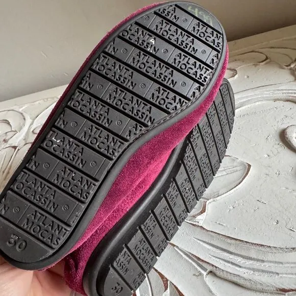 Atlanta Mocassin cranberry suede slip on size 13