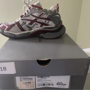 Balenciaga White and Burgundy Sneakers