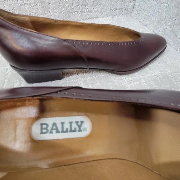 Bally Women's Size 8N US Brown Leather Block Hells Slip on Dress Shoes Italy
