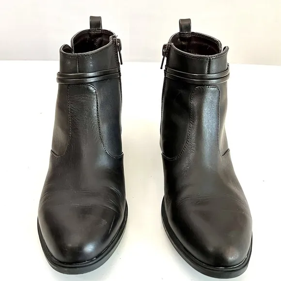 Bandolino Womens Brown Leather Danny Ankle Boots Size 7.5 EUC