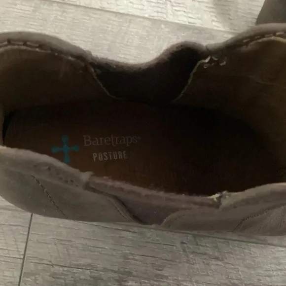 BareTraps Posture Plus Dasha Block Heel Booties Size 7M NWT