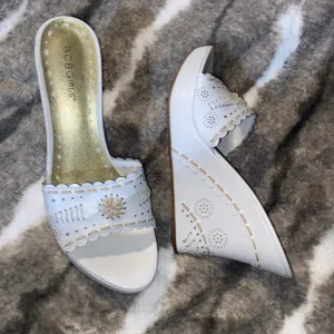 BCBGeneration White Wedge Sandals 7.5