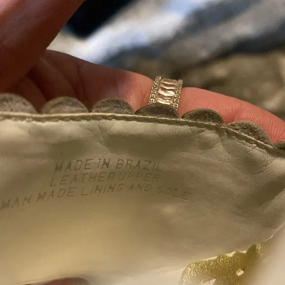 BCBGeneration White Wedge Sandals 7.5