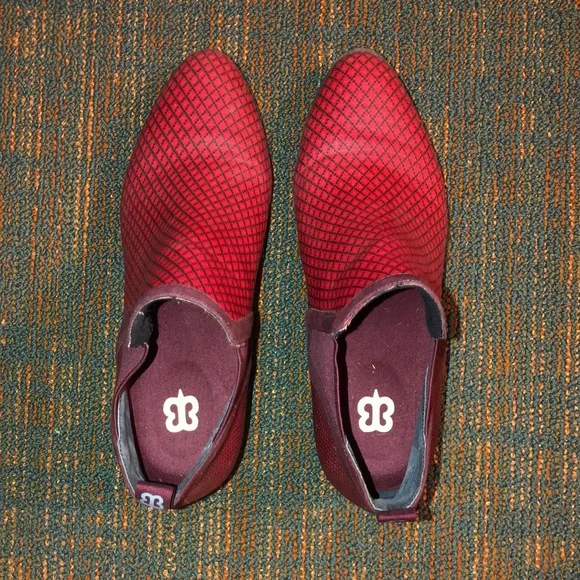 Betabrand Women’s Tennis Western Boot/Red Diamond/ Size: 7M
