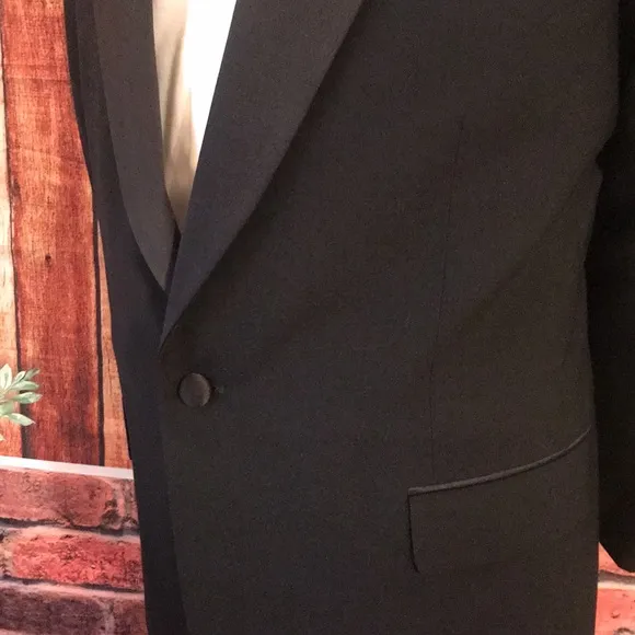 Bill blass Tuxedo Coat