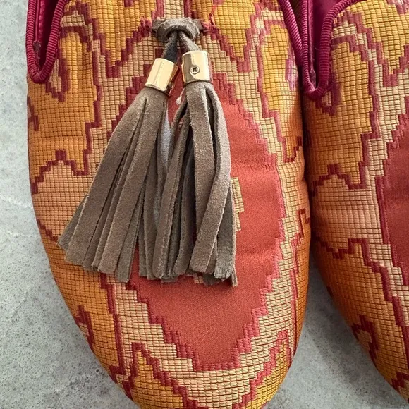 Birdies Burgundy Tassel Smoking Slippers