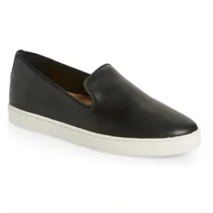 Birdies Swift Leather Slip On Sneakers Size 8