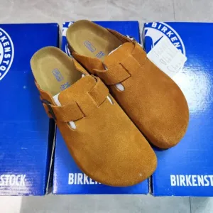 🎉🌹Birkenstock Boston brown suede mule clogs
