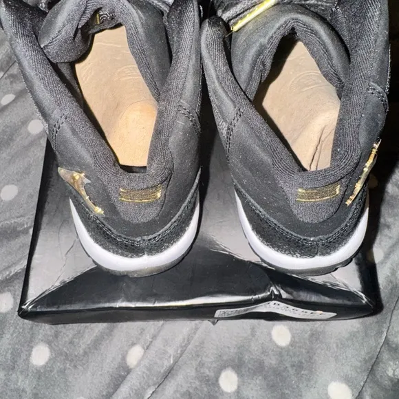 Black and Gold Sneakers Air Jordan 11 Heiress sneakers