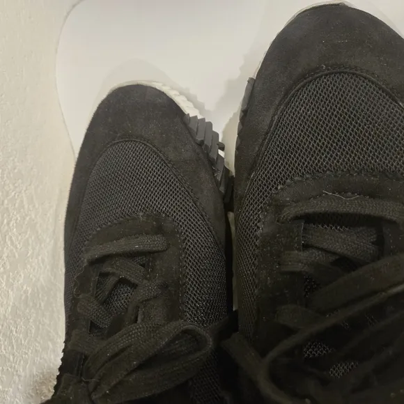 Black and White Women's Sneakers