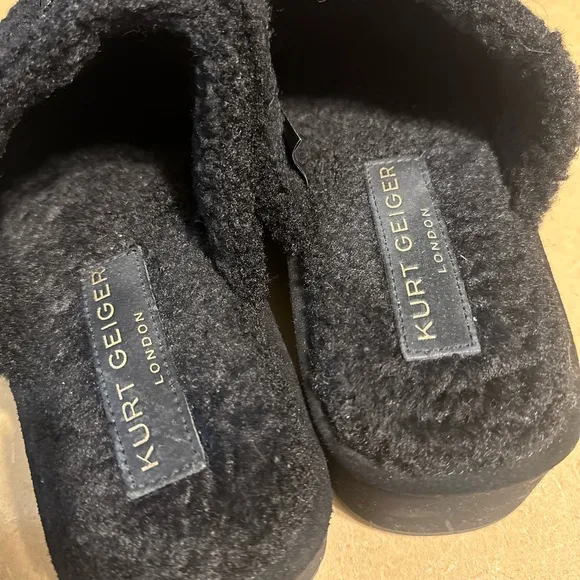 Black Kurt Geiger London WomenKensington Faux Shearling PlatformSlippers size9