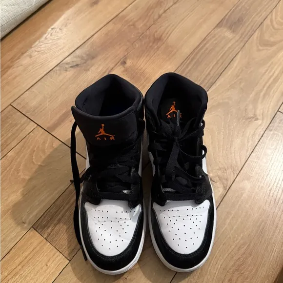 Black Racer Blue Jordan 1 Mid