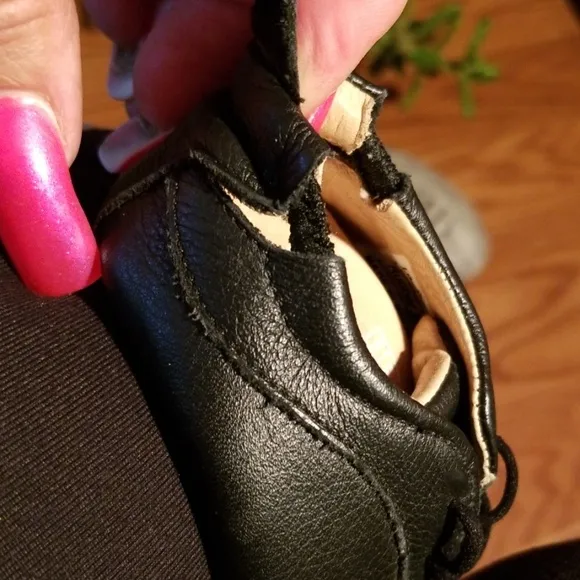 Black tip toey Joey leather shoes 12-18mo