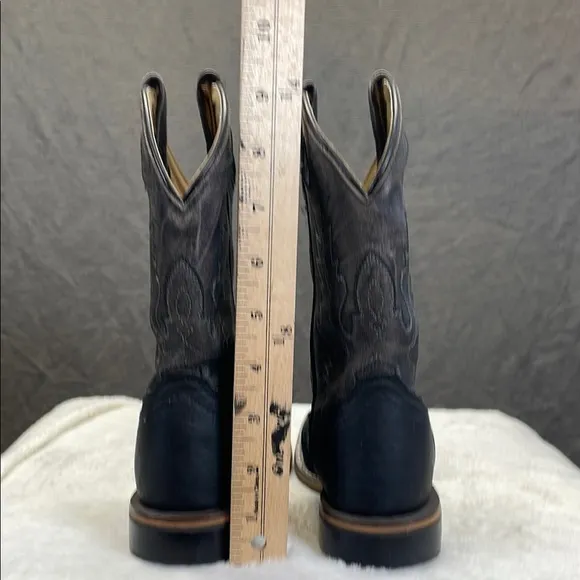 Black Western Boots with Square Toe and Sturdy Soles