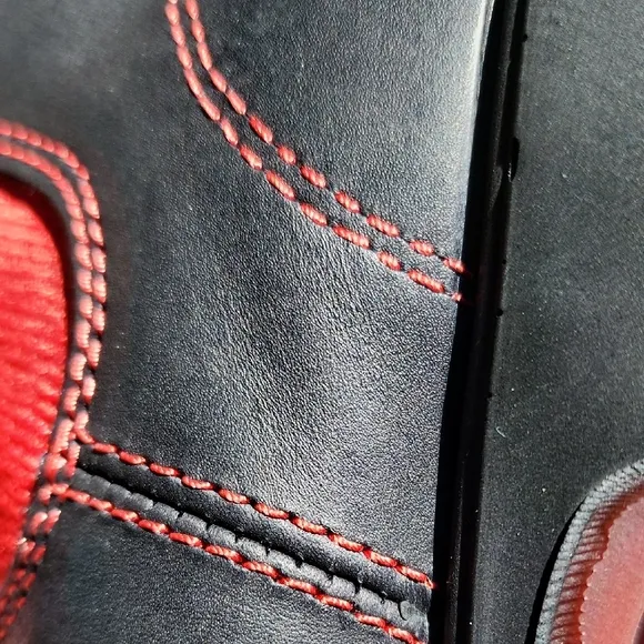 Blundstone Black and Red Ankle Boots NEW