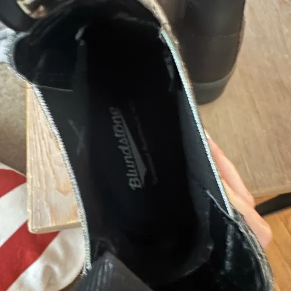 Blundstone Black Ankle Boots Chelsea Style artistic elastic panel
