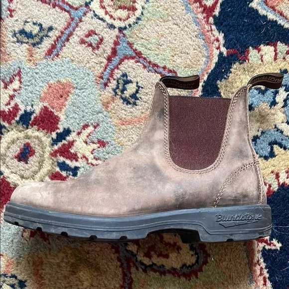 Blundstone Brown Ankle Boots with Elastic Panels