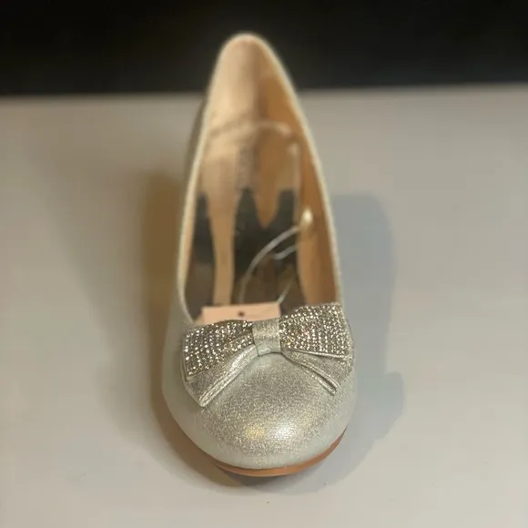 BNIB, Badgley Mischka Girls' Sparkle Studded Bow Dress Shoes, Girls 5, princess