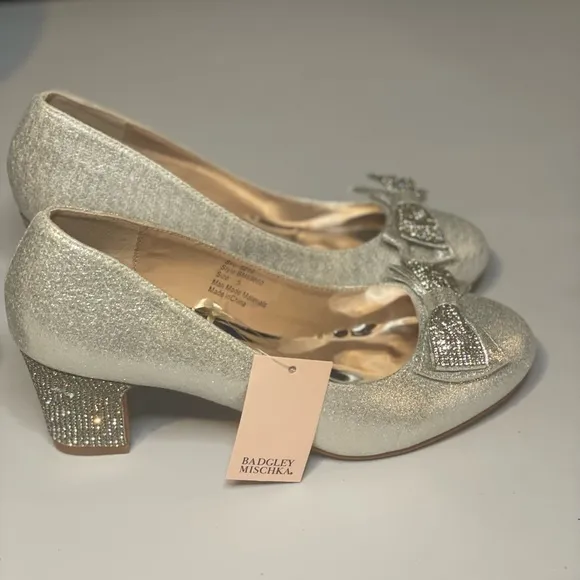 BNIB, Badgley Mischka Girls' Sparkle Studded Bow Dress Shoes, Girls 5, princess