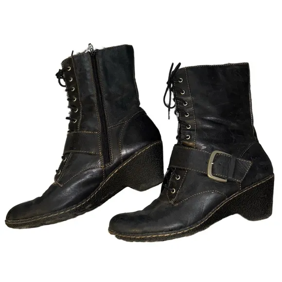 B.O.C. Born Leather Boots Black