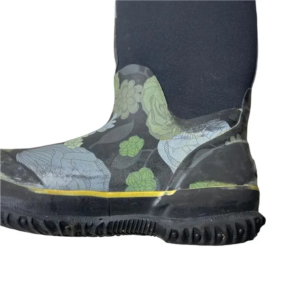 BOGS Women's Classic High 'Le Jardin' Rubber Floral/Black Winter Snow Boots 6