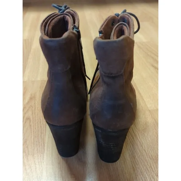 Born Gosford Boots Womens 8.5 M Brown Suede Lace Up Tie Heel F55326