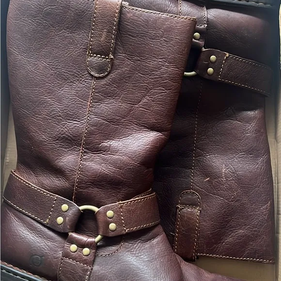 Born Men's Brown Leather Boots