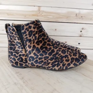 BORN REMO 6 US Leopard Print Ankle Boots Fabric Booties Slip-on/Pull-on NEW