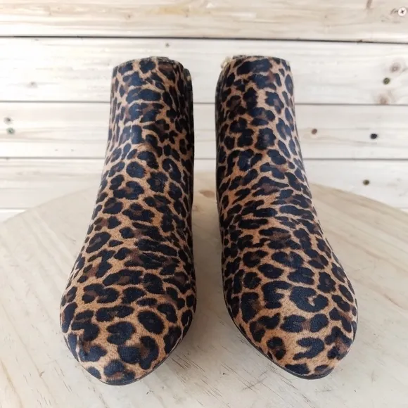BORN REMO 6 US Leopard Print Ankle Boots Fabric Booties Slip-on/Pull-on NEW
