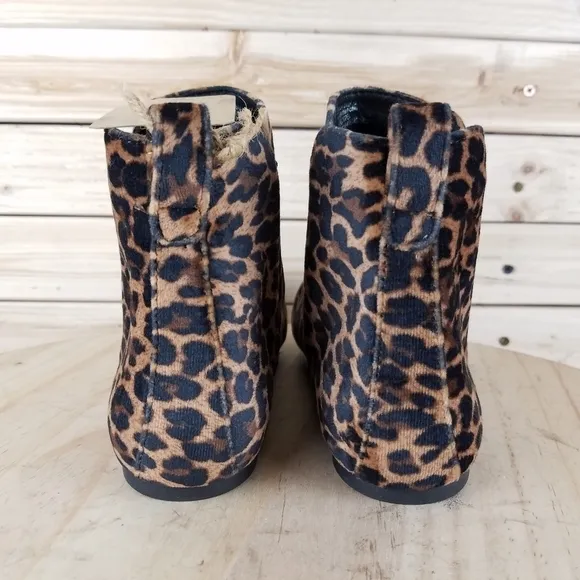 BORN REMO 6 US Leopard Print Ankle Boots Fabric Booties Slip-on/Pull-on NEW
