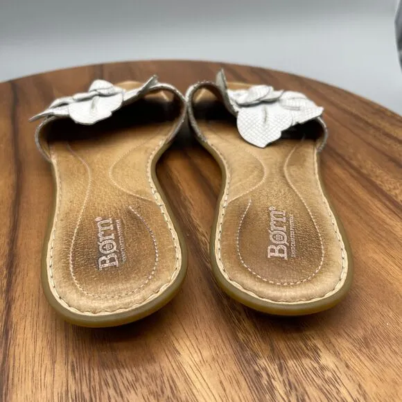 BORN Size 9 M Mia White Flower Leather Sandals CQB18