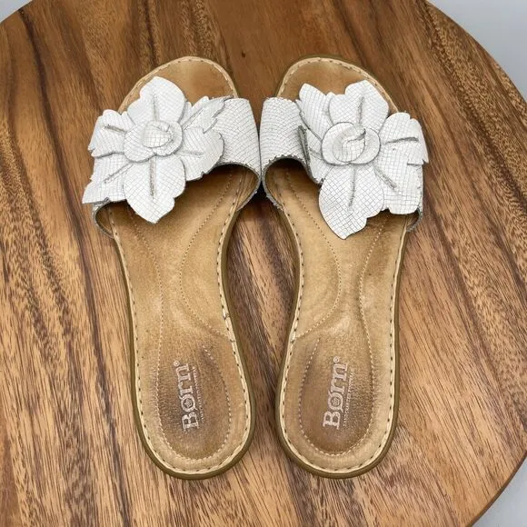 BORN Size 9 M Mia White Flower Leather Sandals CQB18