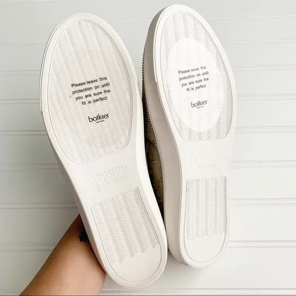 Botkier Women’s 9 Ivory Croc Embossed Slip On Sneakers
