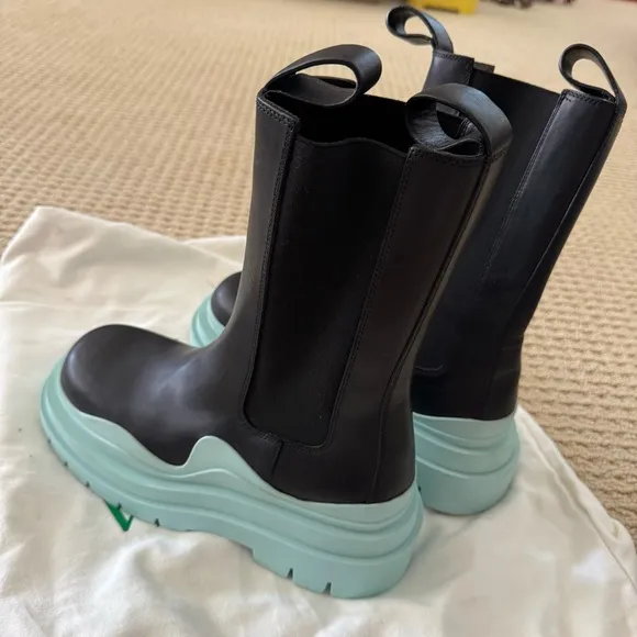 Bottega Veneta boots for woman Size 8