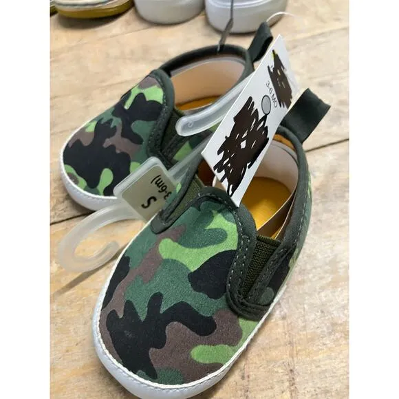 Boys Infant Shoes Size 3 Lot of (5) Sneakers Nike Slippers Shark Camo GUC New