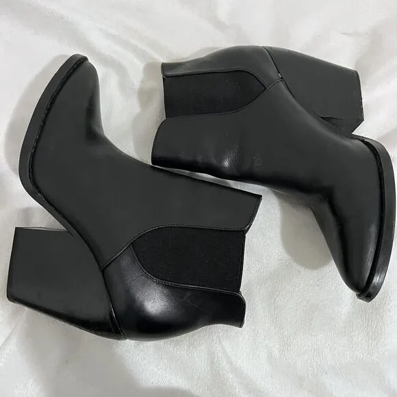BP Lex Black Leather Pointed Ankle Boots Size 7.5 Minimalist Preppy Bootie City