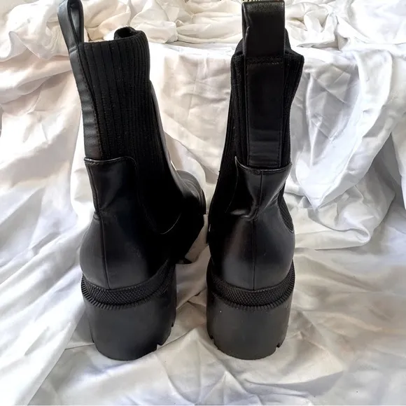 BP NWOB Black With Black Cloth Combat Moto Boots- Size 8