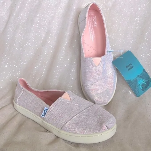 Brand New Toms Girls Rose Cloud Twill Glimmer Slip On Sneakers Metallic Shimmer