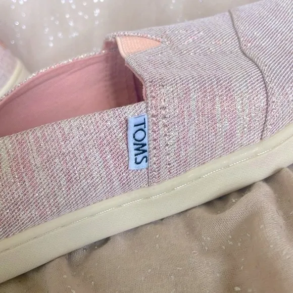 Brand New Toms Girls Rose Cloud Twill Glimmer Slip On Sneakers Metallic Shimmer