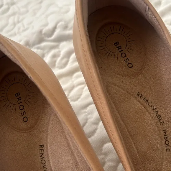 Brioso Arita Leather Dress Pumps Elegant