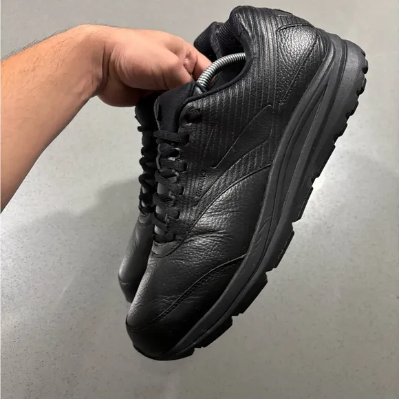 Brooks Addiction Walker 2 Black Leather Comfort Sneakers Size 12 Wide 2E Shoes