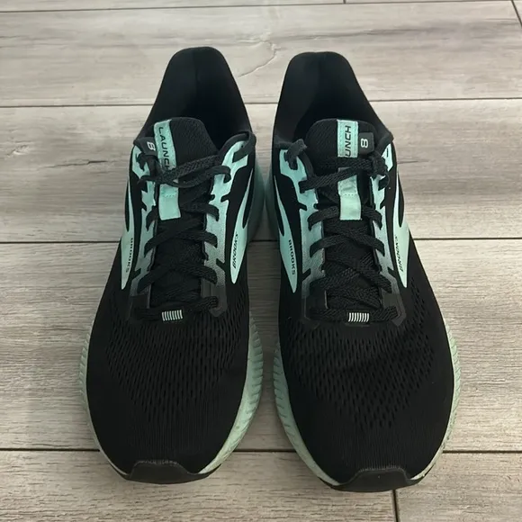 Brooks Launch women's black running shoes sneakers size 9.5